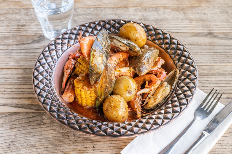 Order takeaway online from Manaia Seafood Boil, 31 Hill Street Onehunga